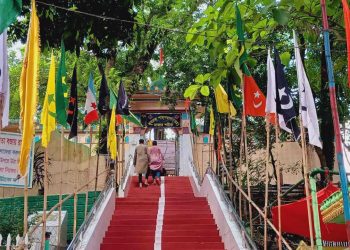 ওরস চলাকালে শাহপরান মাজারে দুর্বৃত্তের হামলা, আহত ৫