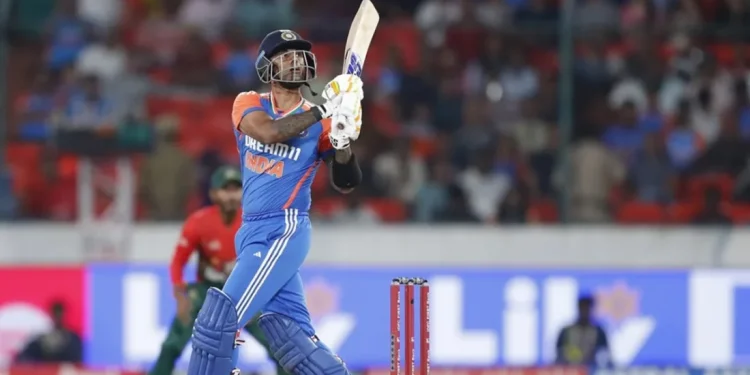 ইতিহাসের ২য় সর্বোচ্চ ২৯৭ রান করল ভারত