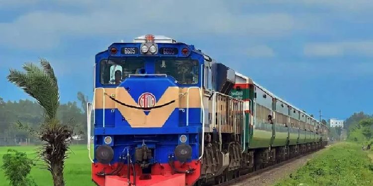 দাম নিয়ন্ত্রণে বিশেষ ট্রেনে আসবে সবজি