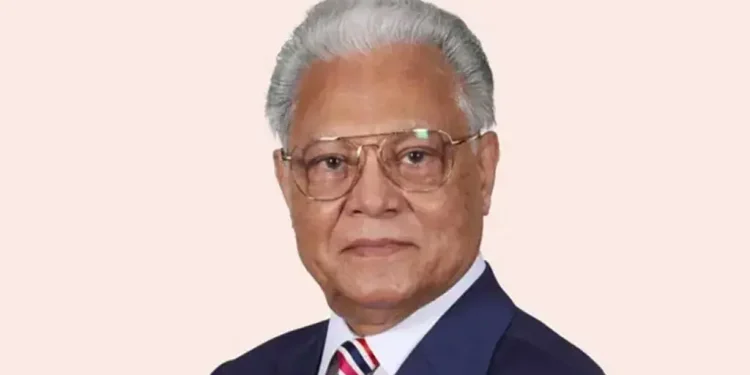 দুর্নীতি মামলা থেকে খালাস পেলেন সাবেক স্বরাষ্ট্রমন্ত্রী আলতাফ হোসেন