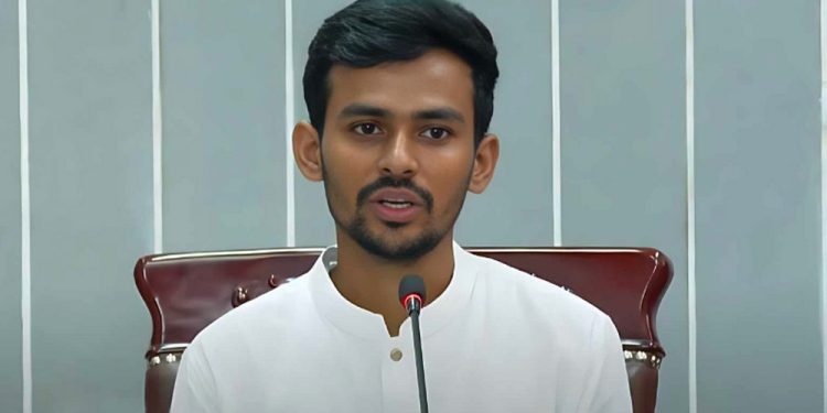 বিক্ষোভের ডাক আওয়ামী লীগের, হুঁশিয়ারি দিলেন আসিফ মাহমুদ