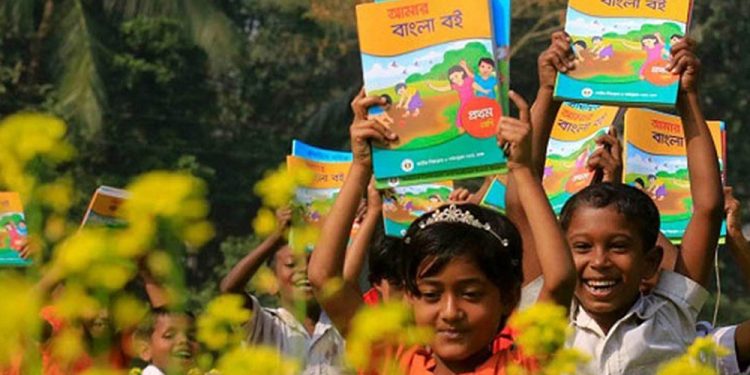 এখনো ছাপা শুরু হয়নি ২৫ কোটি বই!