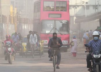 ঢাকার বাতাস আজ ‘খুবই অস্বাস্থ্যকর’
