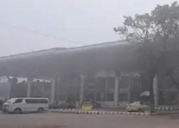 ঘন কুয়াশায় সৈয়দপুর বিমানবন্দরে ফ্লাইট বন্ধ