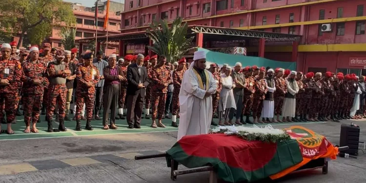 ফায়ারফাইটার নয়নের জানাজা সম্পন্ন