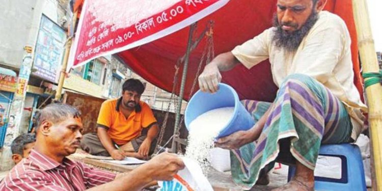 ফেব্রুয়ারি থেকে ৩০ টাকা দরে ওএমএসের চাল দেবে সরকার