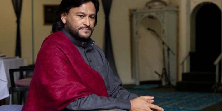 বিশ্বের প্রথম সমকামী ইমাম মুহসিনকে গুলি করে হত্যা
