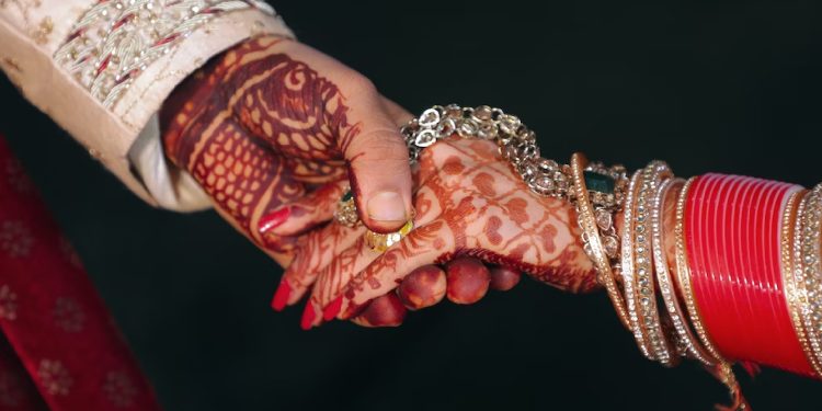 বিয়ে না করলে চাকরি থাকবে না