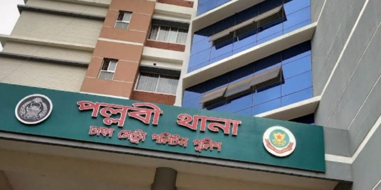 পল্লবী থানায় ঢুকে যুবকের অতর্কিত হামলা, ওসিসহ আহত ৩