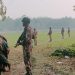 গভীররাতে ফের সীমান্তে কাঁটাতারের বেড়া বিএসএফের, বাধা বিজিবির
