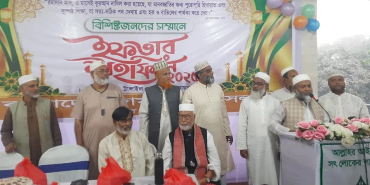 ‘জামায়াতের সঙ্গে বেহেশতেও যাবো না’ বলা কাদের সিদ্দিকী গেলেন দলটির ইফতার মাহফিলে