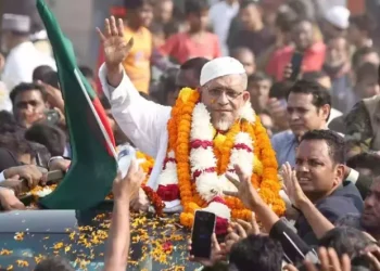 অস্ত্র মামলায় ১৭ বছরের দণ্ড থেকে খালাস পেলেন বাবর