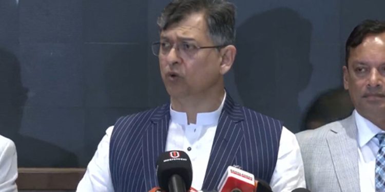বিরতি দিয়ে হলেও দুইবারের বেশি প্রধানমন্ত্রী হওয়ার সুযোগ রাখার দাবি বিএনপির