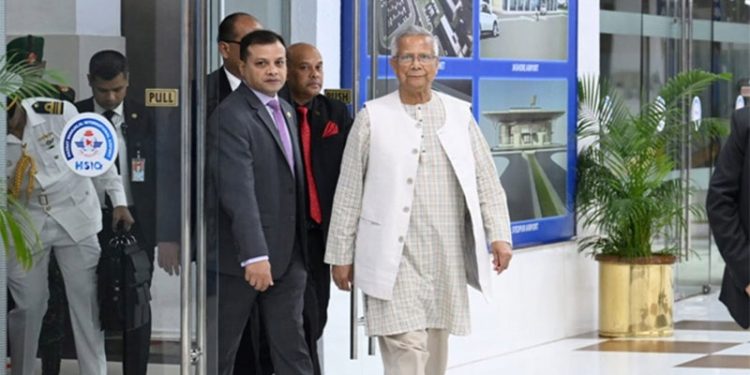 জাপান সফর শেষে ঢাকা ফিরছেন প্রধান উপদেষ্টা