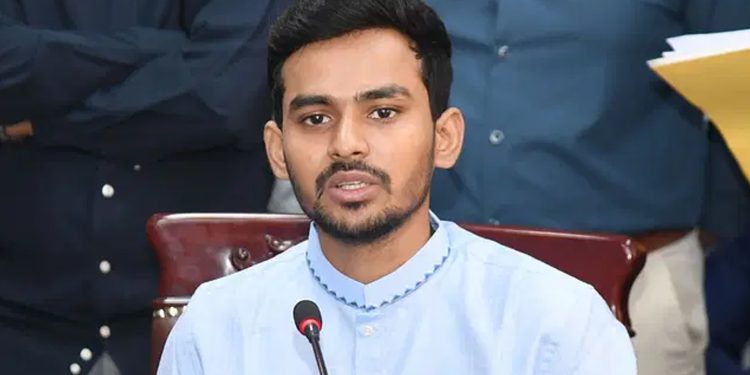নিজ দায়িত্বে সোহরাওয়ার্দী উদ্যানকে নিরাপদ করব: আসিফ মাহমুদ