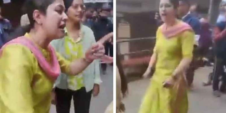 সাহসী মুসলিম নারী একাই রুখে দিল উগ্রবাদী হিন্দু মব