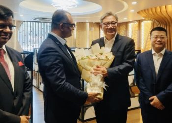 ২০০ প্রতিনিধি নিয়ে ঢাকায় চীনের বাণিজ্যমন্ত্রী