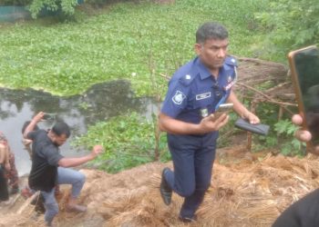 ২২ দিন বয়সী শিশুকে হত্যা, মাসহ গ্রেপ্তার ৪