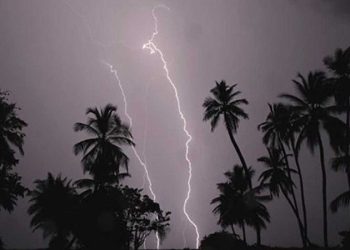 সন্ধ্যার মধ্যে ঝড়ের পূর্বাভাস, সতর্ক সংকেত