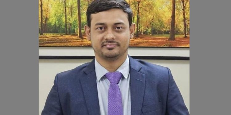 ক্ষমা চাইলেন নাসীরুদ্দীন পাটওয়ারী