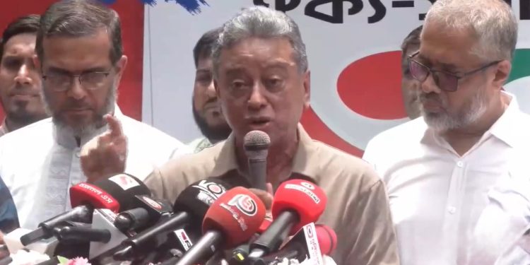 বাজেট আরও ছোট হওয়া উচিত ছিল: আমীর খসরু