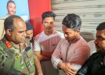 সারজিসকে সেনা কর্মকর্তা বললেন ‘মবের নামে নাশকতার সুযোগ নাই’