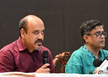 এখন থেকে ভুল সংবাদ পরিবেশন করলে ব্যবস্থা: আজাদ মজুমদার