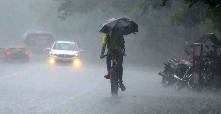 ভারী বৃষ্টির শঙ্কা