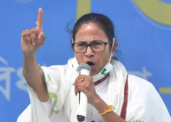 মোদির উপর ক্ষুব্ধ মমতা, কলকাতা থেকে তাড়াতে চান আওয়ামী লীগ নেতাদের