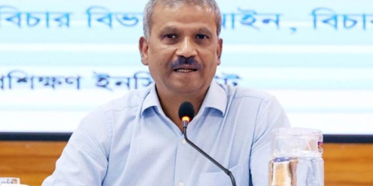নির্বাচন পেছানোর সুযোগ নেই: আইন উপদেষ্টা