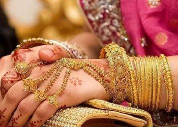 দেশে আজ থেকে নতুন দামে বিক্রি হচ্ছে স্বর্ণ, ভরি কত?