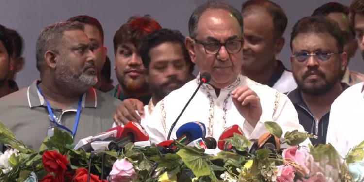 দেশ চালানো আর অ্যাডভেঞ্চার এক নয়: মির্জা আব্বাস