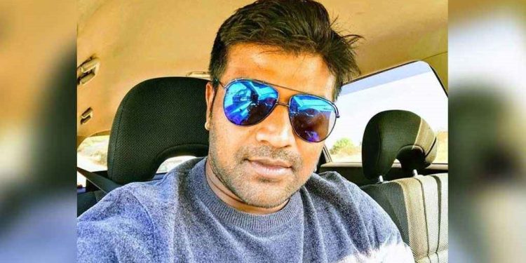 একযুগ পর বাড়ি ফিরছিলেন প্রবাসী রুবেল, বিমানবন্দরে এসেই চিরবিদায়