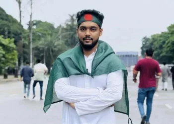 ‘তোমরা দেখো ওর থেকে আরও পাঁচ লাখ নিতে পারো কি না’: এনসিপির নেতার কথোপকথন ফাঁস