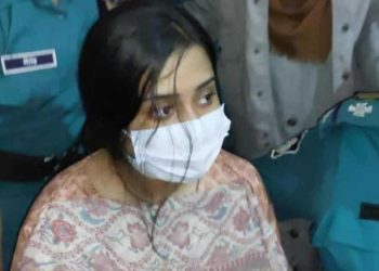 বসুন্ধরায় ‘গোপন’ বৈঠক : মেজর সাদিকের স্ত্রী ৫ দিনের রিমান্ডে