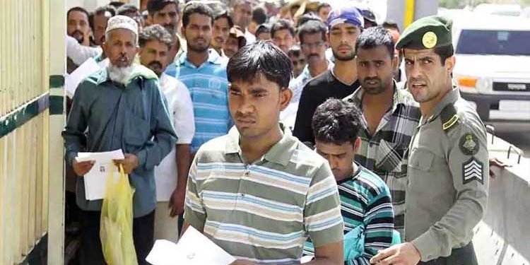 সৌদি আরবে এক সপ্তাহে ২২ হাজার প্রবাসী গ্রেফতার
