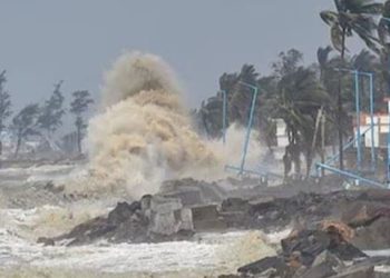 বঙ্গোপসাগরে সুস্পষ্ট লঘুচাপ, বন্দরে ৩ নম্বর সতর্ক সংকেত