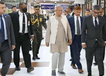 তিনদিনের সফরে মালয়েশিয়ার পথে প্রধান উপদেষ্টা