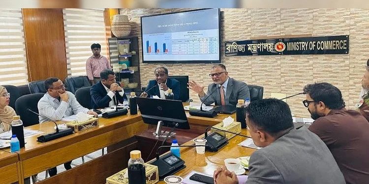 টিসিবি’র পণ্য তালিকায় যোগ হচ্ছে চা-লবণ-সাবান: বাণিজ্য উপদেষ্টা
