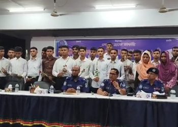 মাত্র ১২০ টাকায় স্বপ্ন পূরণ, পুলিশে চাকরি পেলেন ২৮ জন