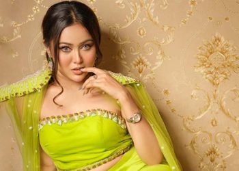 একাত্তরে হারিয়েছি আজকেও হারাব: চমক