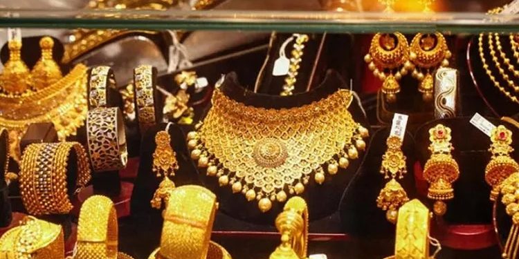 আবারও কমলো স্বর্ণের দাম, ভরি কত?