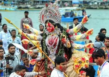প্রতিমা বিসর্জনে শেষ হলো শারদীয় দুর্গাপূজা