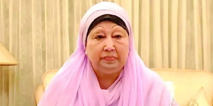 সেনাকুঞ্জের পথে খালেদা জিয়া