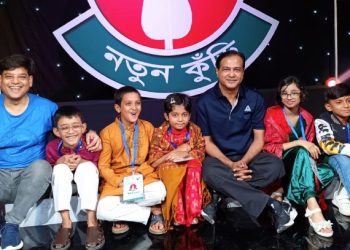 ১৬ বছর পর বিটিভিতে আসিফ আকবর