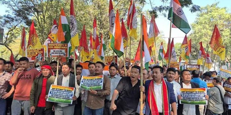 ত্রিপুরায় বাংলাদেশের সহকারী হাইকমিশনের সামনে বিক্ষোভ