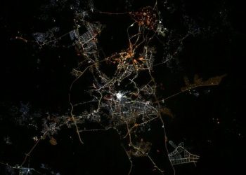 মহাকাশ থেকে তোলা ছবিতেও ঝলমল করছে পবিত্র কাবা