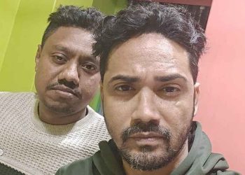 হাদিকে গুলি: ভারতে গিয়ে সেলফি মাসুদের