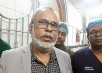 হাদির অবস্থা খুবই সংকটাপন্ন, তিনি বেঁচে আছেন: ডা. জাহিদ রায়হান