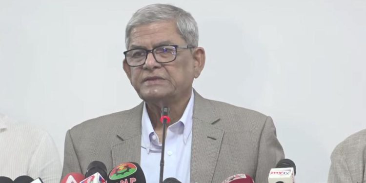 ‘বেগম জিয়ার অবস্থা অপরিবর্তিত থাকলে শিগগিরই দেশে ফিরবেন তারেক রহমান’